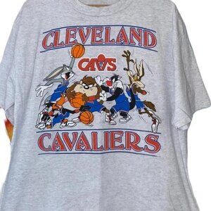 Unisex Cleveland Cavaliers Looney tunes T-Shirt